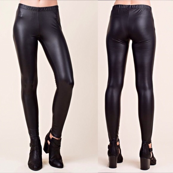 RELISTED SIZE LARGE AVAILABLE Faux Leather Black Leggings - Picture 4 of 4